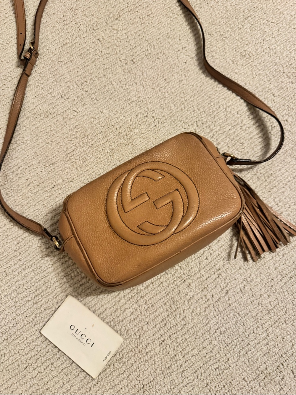 Gucci Soho Disco Leather Crossbody Bag in Tan